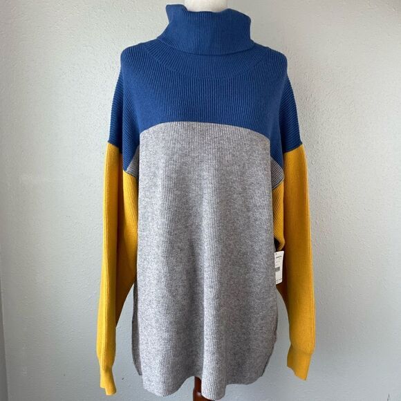 Free People Sweaters - NWT Free People Turtleneck Sweater Size L